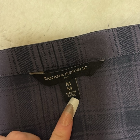 Banana Republic Purple & Black Plaid Top – Size M | Scoop Neck | Capsule Staple - Picture 2 of 5